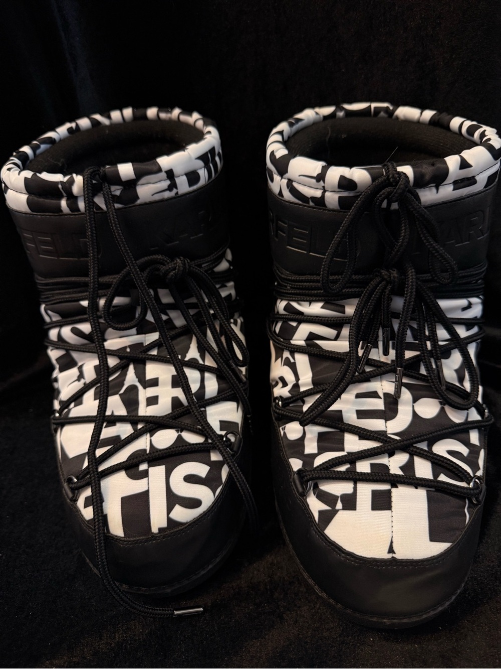 Karl Lagerfeld pier booties Black & White Logo Boots